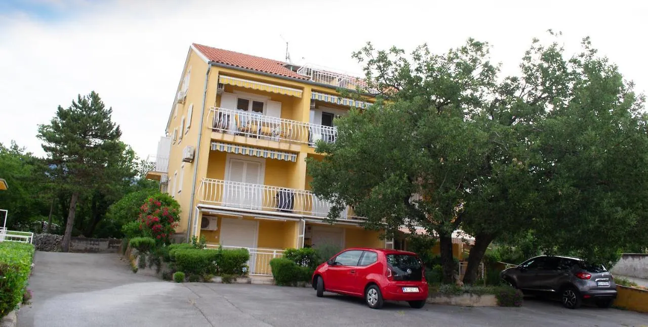 Apartment Seashell Jadranovo Hırvatistan