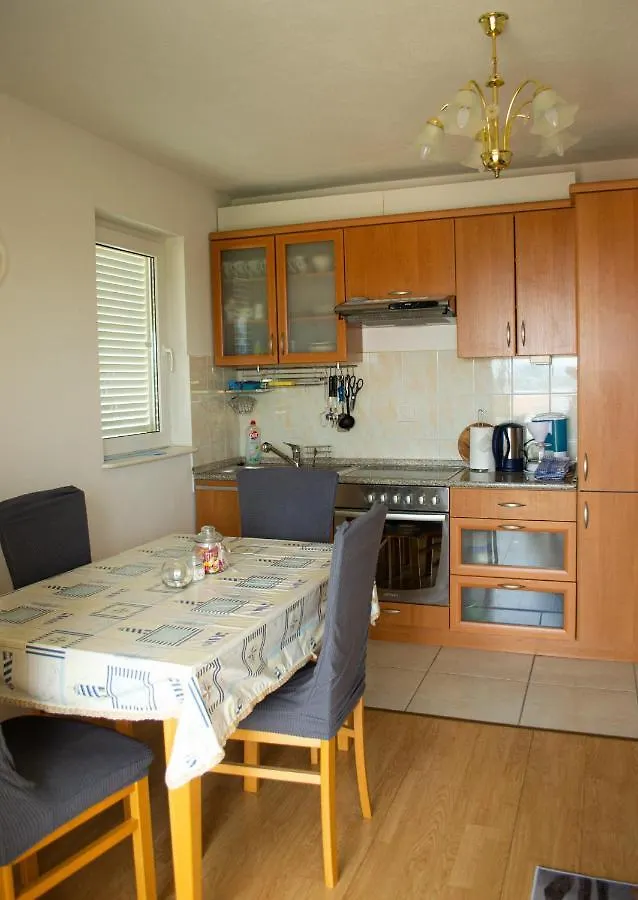 Apartment Seashell Jadranovo Hırvatistan