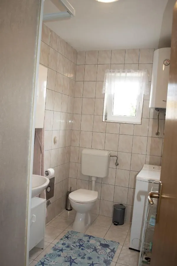 Apartment Seashell Jadranovo Hırvatistan